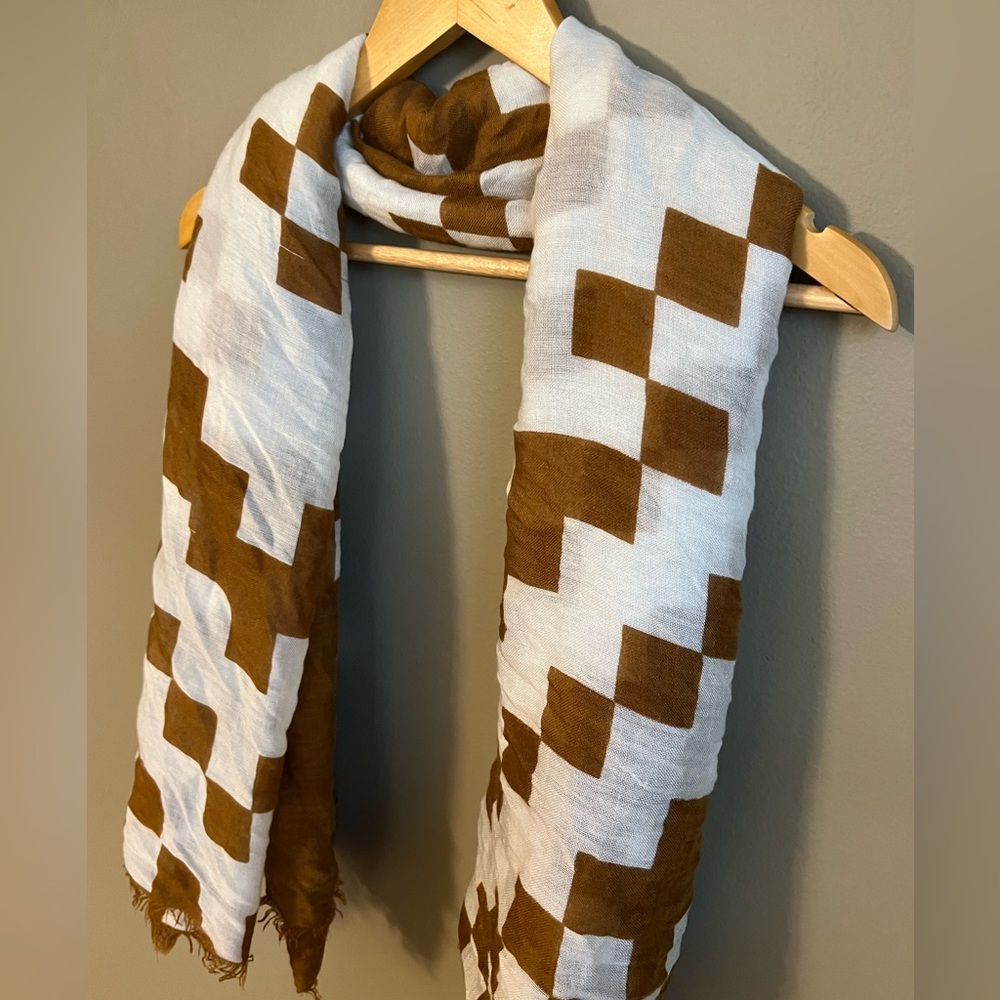 Checker Pattern Lightweight Accessory Scarf - Picture 2 of 8